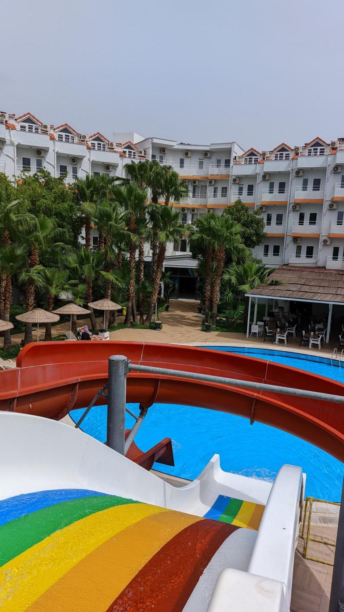 Uk Hotel Kiris Анталія Екстер'єр фото